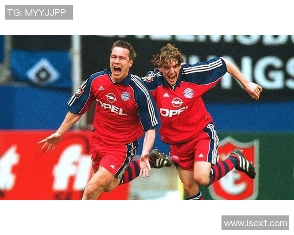 怀念足球传奇星辰陨落的瞬间与永恒的荣耀