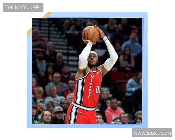 足球与篮球明星的精彩瞬间对比图集展现运动魅力与风采