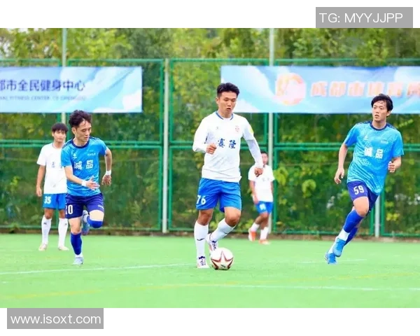 成都足球队在总决赛中的强势表现与未来发展潜力分析