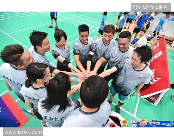 杭州羽毛球队个人能力引发热议球员表现与团队协作之争分析